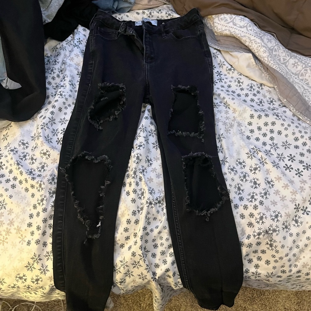 Black Hollister jeans